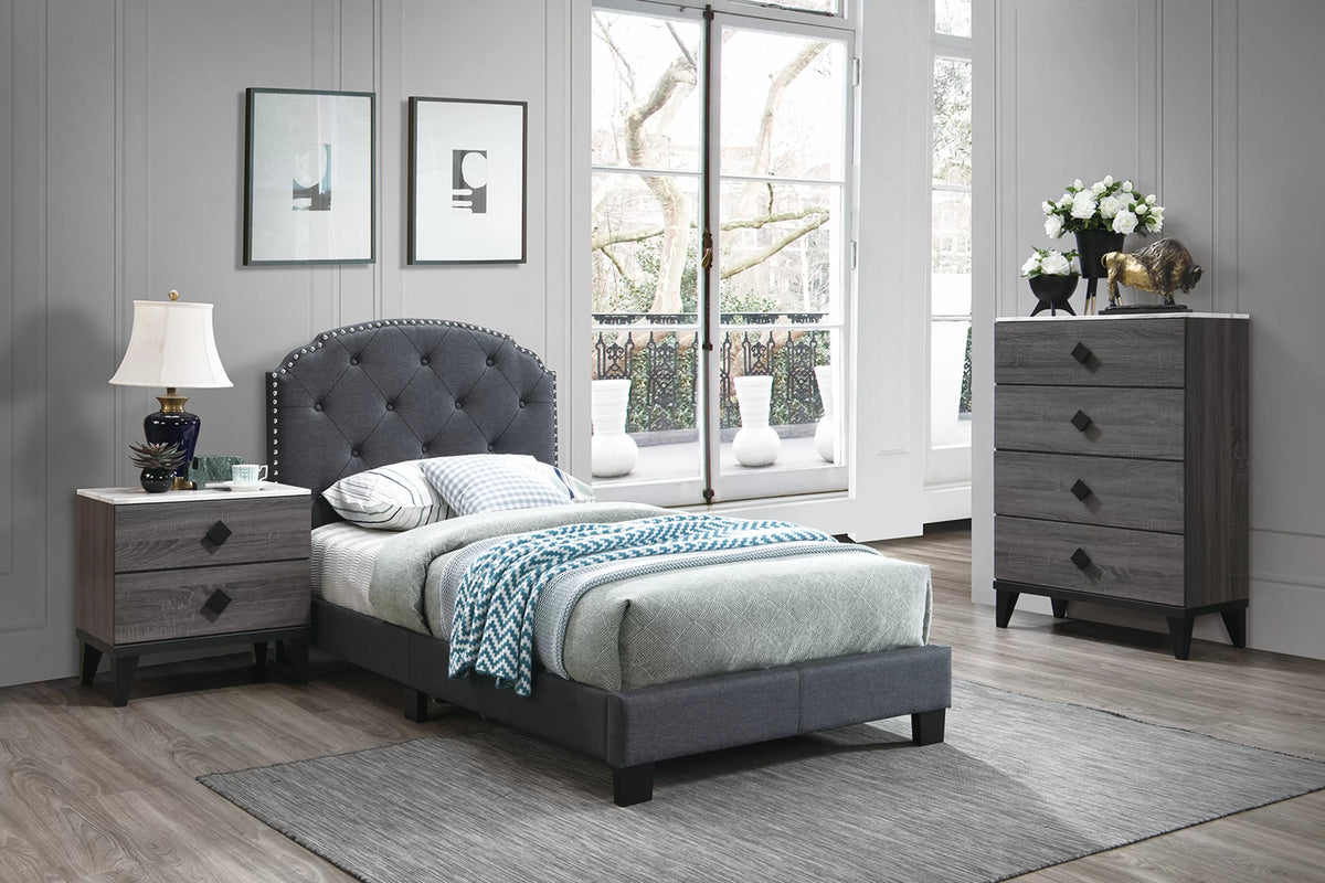 The Redmond Queen 5-Piece Bedroom Set