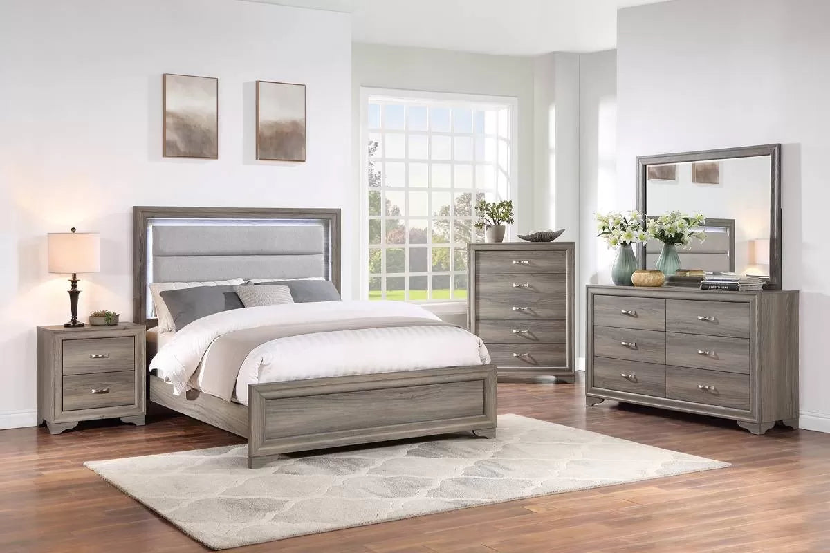 The Tawny Queen 5-Piece Bedroom Set